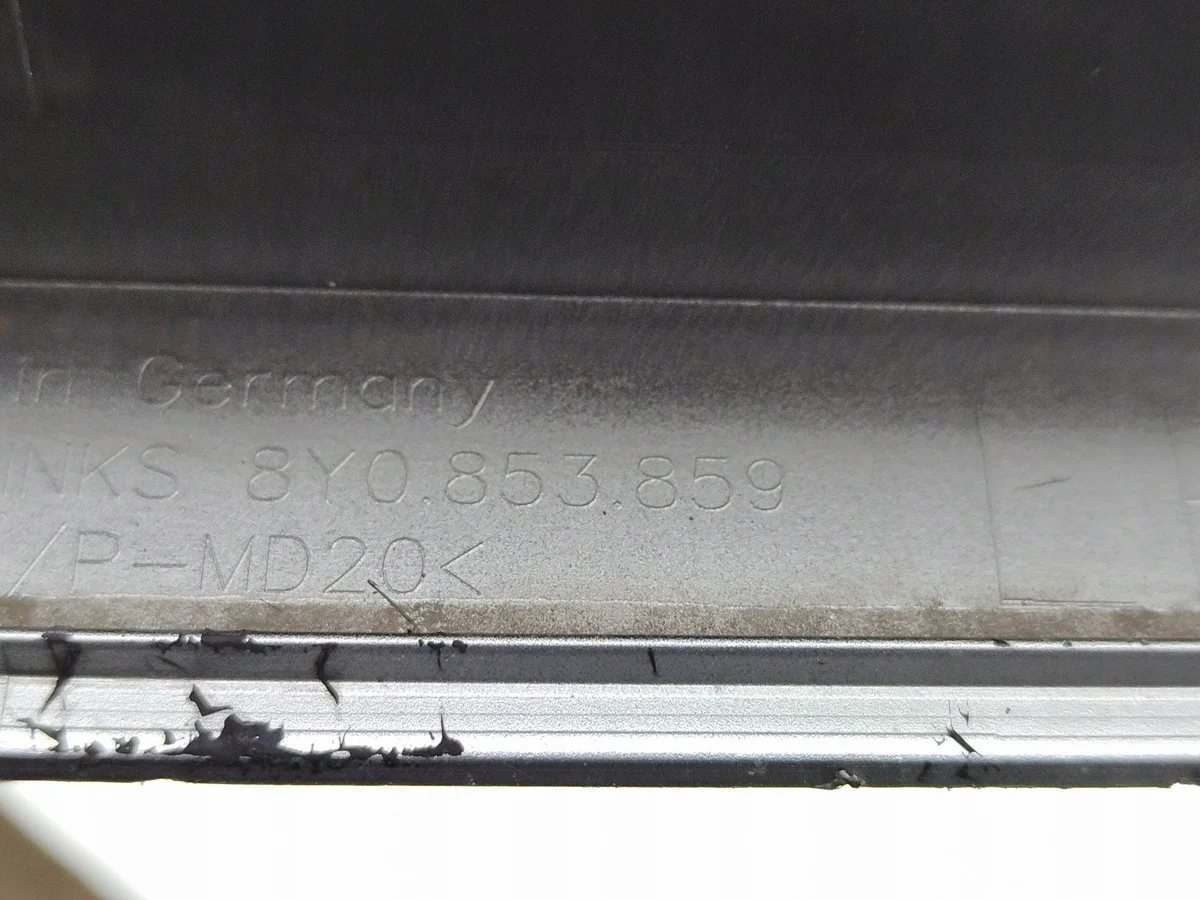 Audi RS3 8Y Tröskelpanel Vänster 8Y0853859 image 8
