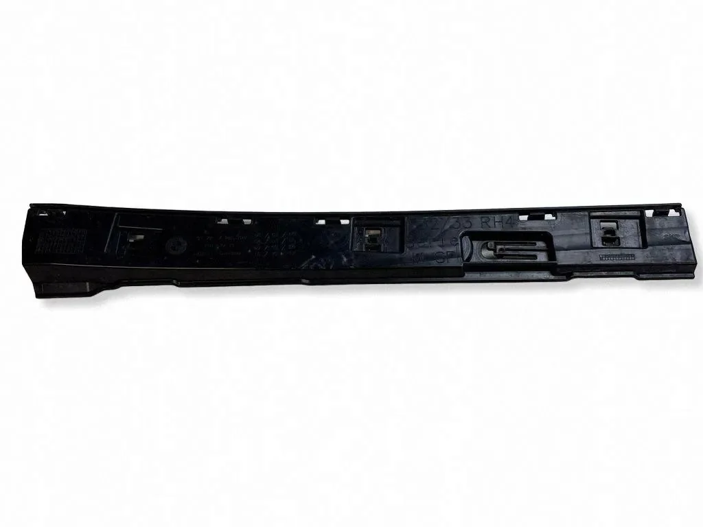 Mocowanie progu BMW 4 F33 F83 OE 7285796