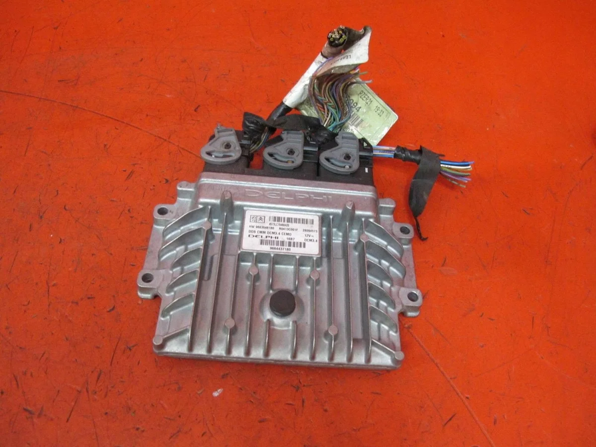 Peugeot 407 2.0 HDI ECU Moteur 9663548180