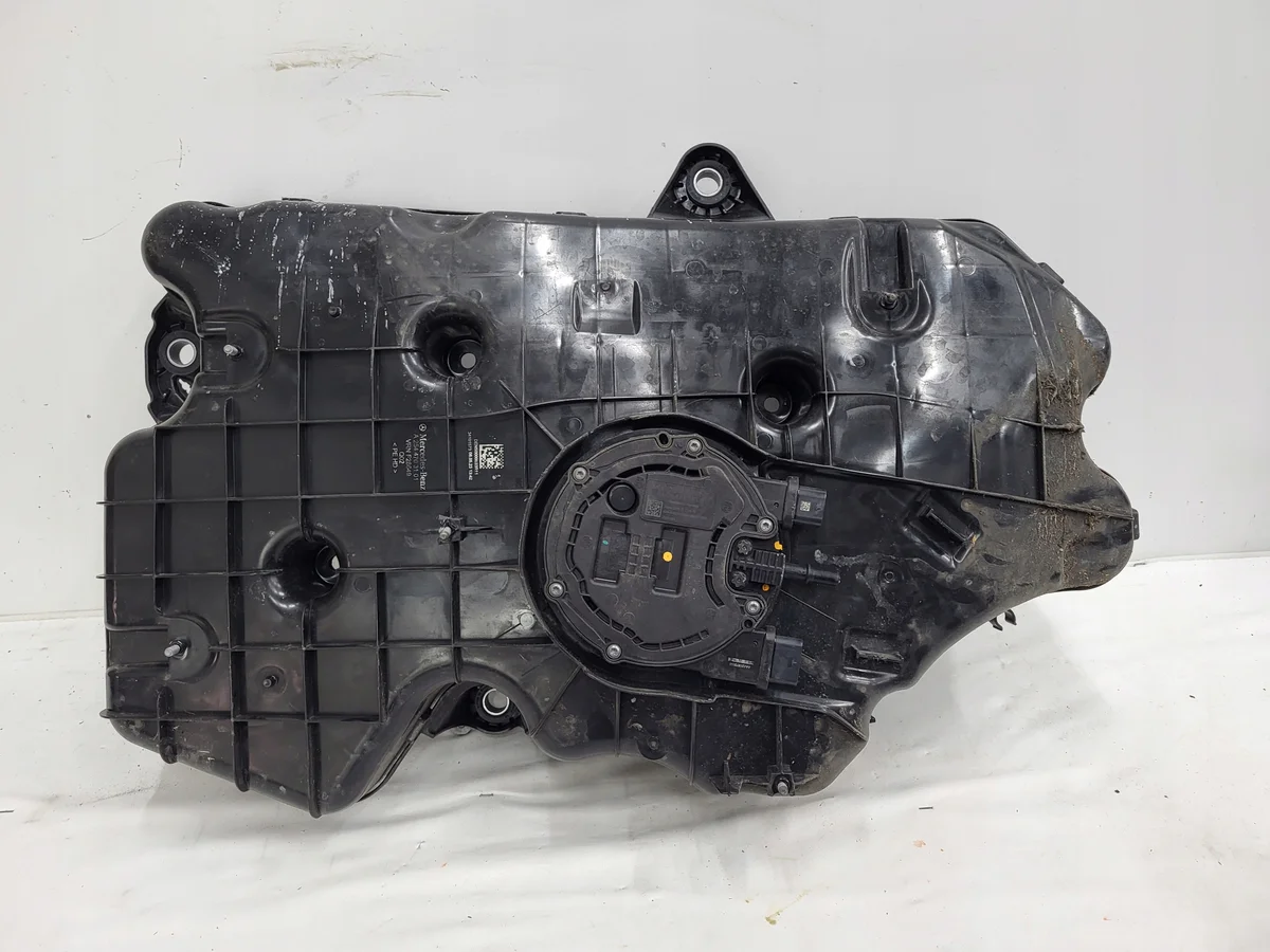 Mercedes Sprinter W907 W910 AdBlue Tank