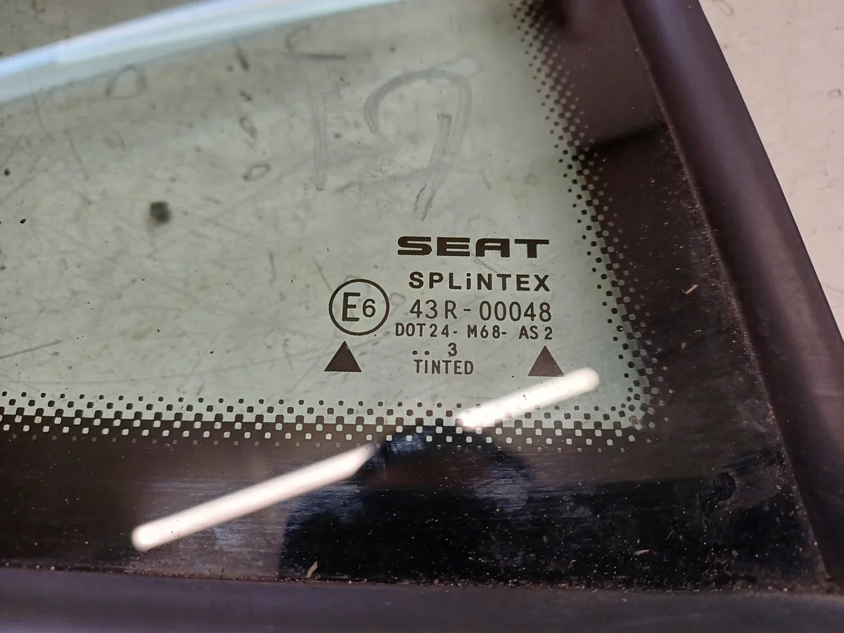 Seat Leon 1 Rückfenster Rechts Gebraucht image 3
