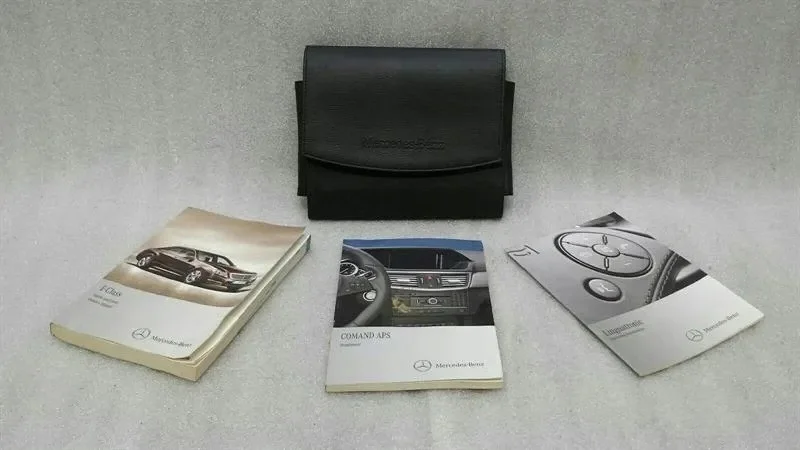 Servicebok Mercedes E-klass W212 image 4