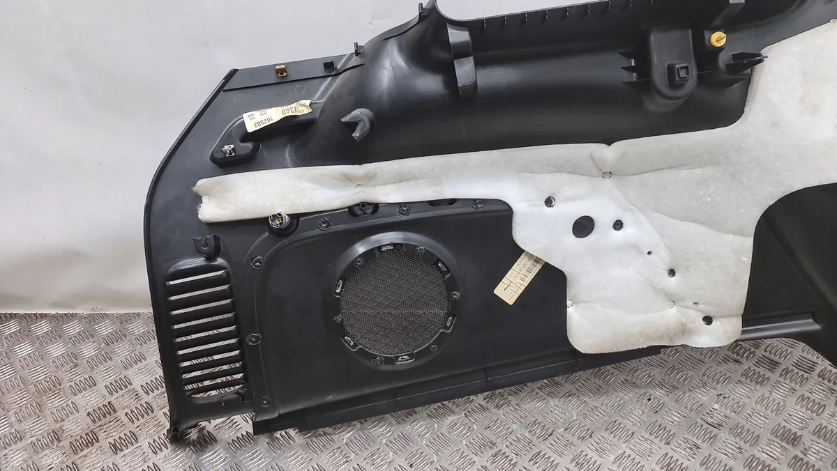 Bokpanel höger Jeep Grand Cherokee 10- 1GU36DX9AE image 8
