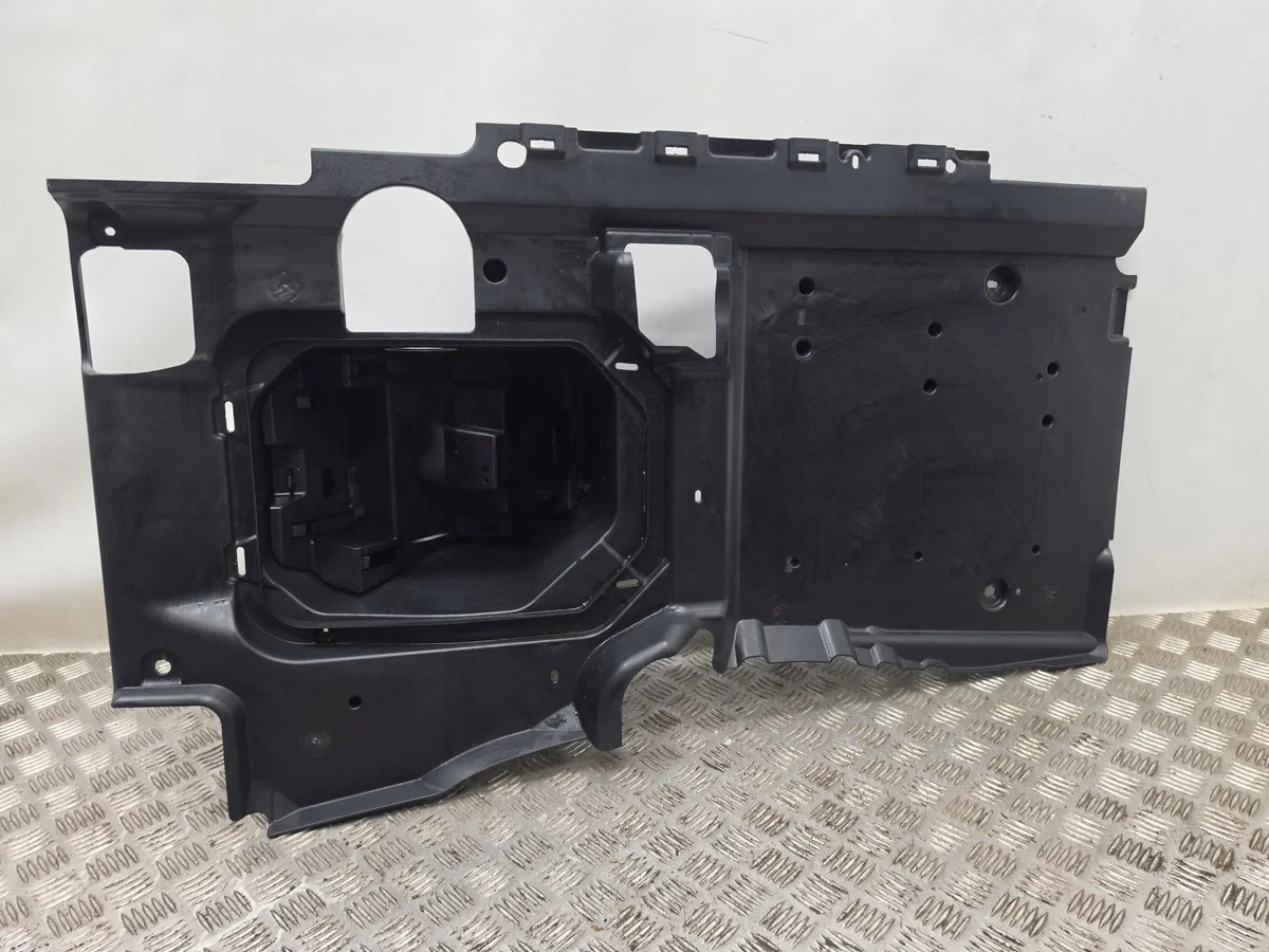 Moulure coffre Jeep Grand Cherokee arrière