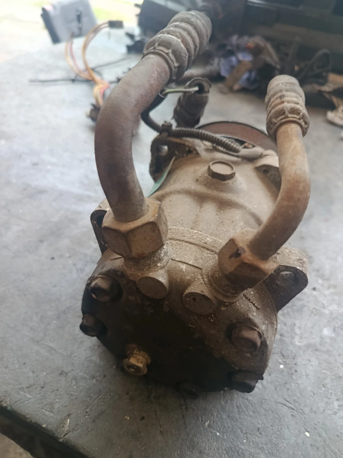 Compressor AC MAN TGA TGX 81619066012 image 4