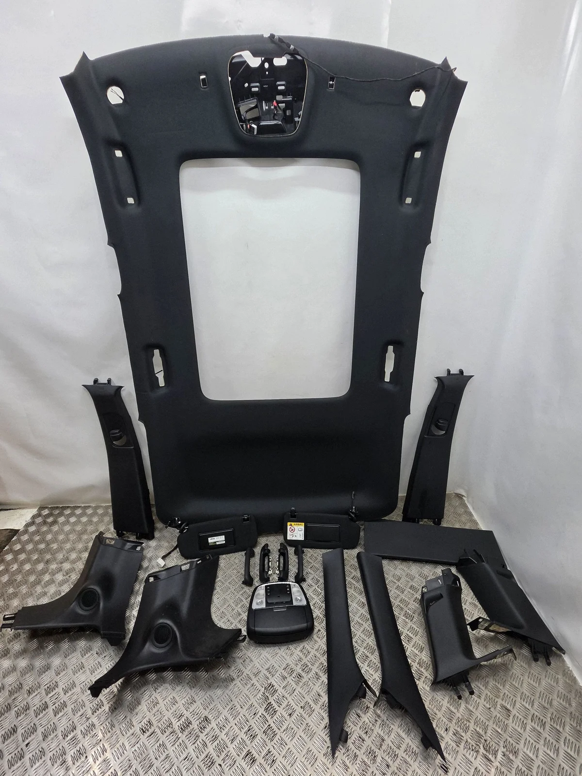 Podsuftka Jeep Grand Cherokee RUZ12207