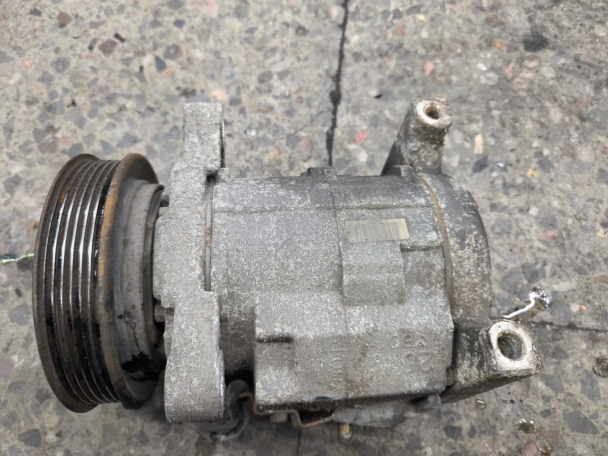 Klimakompressor Dodge Grand Caravan IV 3.8 04781547AC image 4