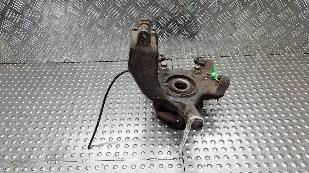 Ford Focus Mk2 C-Max Mk1 Front Left Knuckle image 3