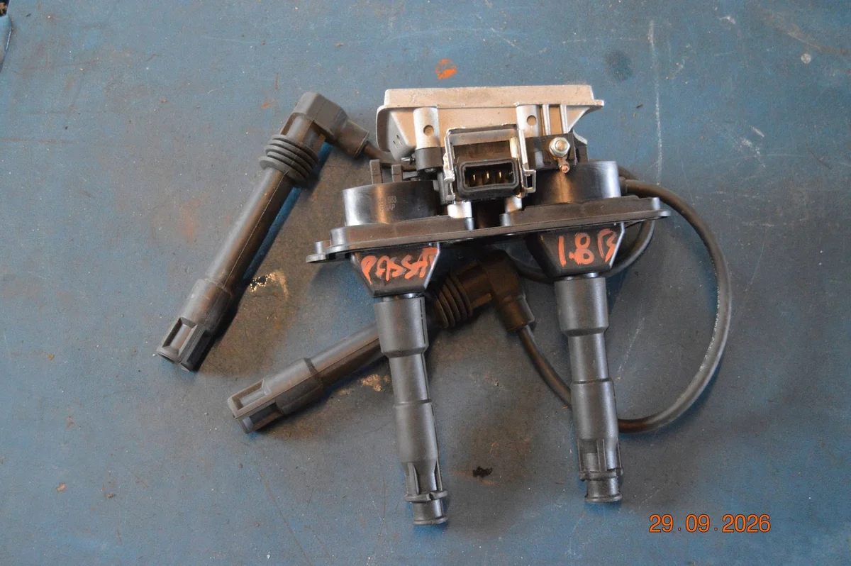 Bobina accensione VW Passat B5 058905105A image 3