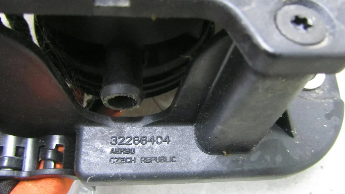 Volvo XC40 Tomada de Carregamento 32286564