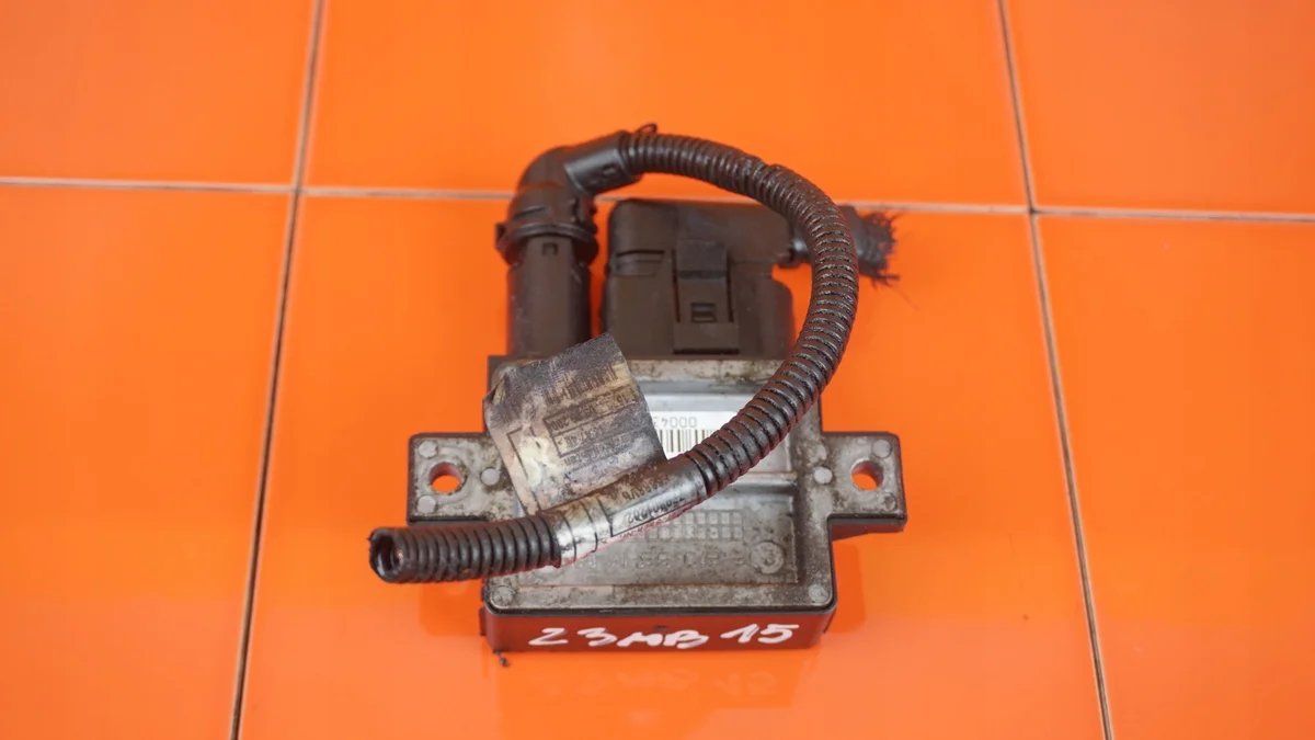 BMW hehkutulppareleen rele 7798000 image 3