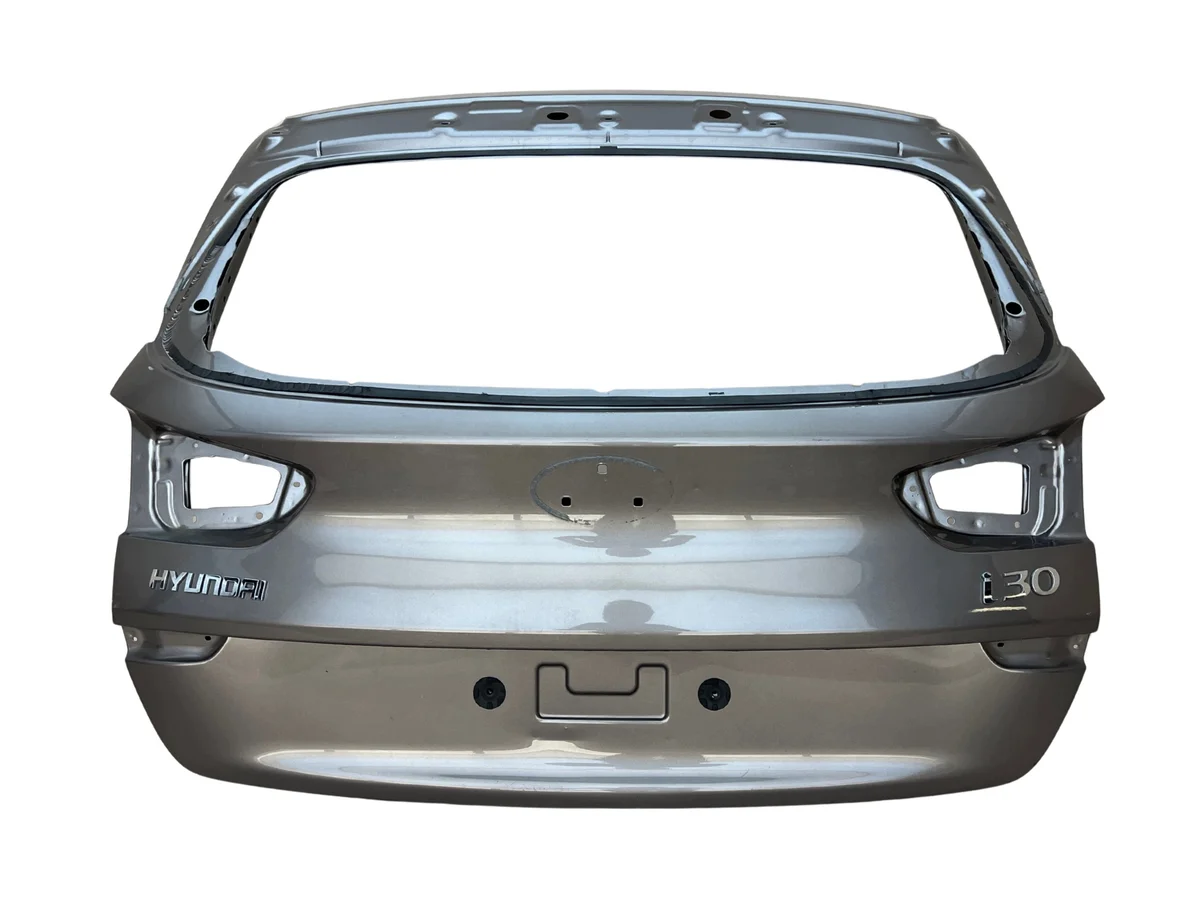 Hyundai i30 III Kombi takaluukku