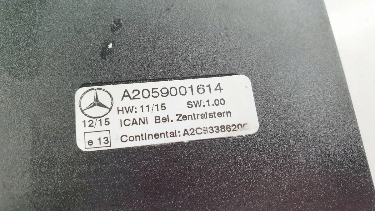 Mercedes W205 Emblem Beleuchtung Modul A205900161498 image 3