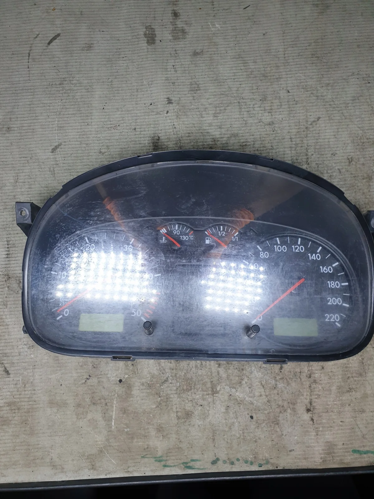 Compteur VW T4 2.5 TDI 7D0920800D thumbnail 1