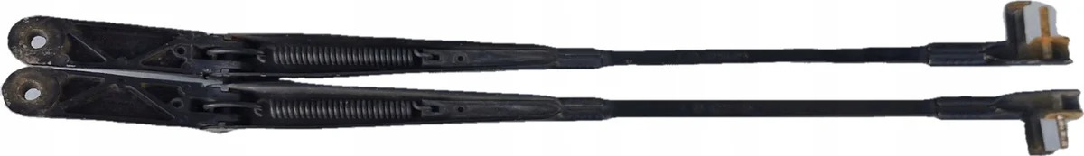 VW Touran Mk1 Scheibenwischerarme vorne image 3