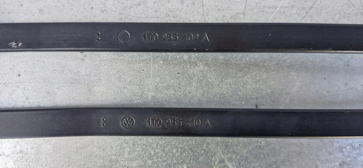 VW Touran Mk1 Scheibenwischerarme vorne image 4