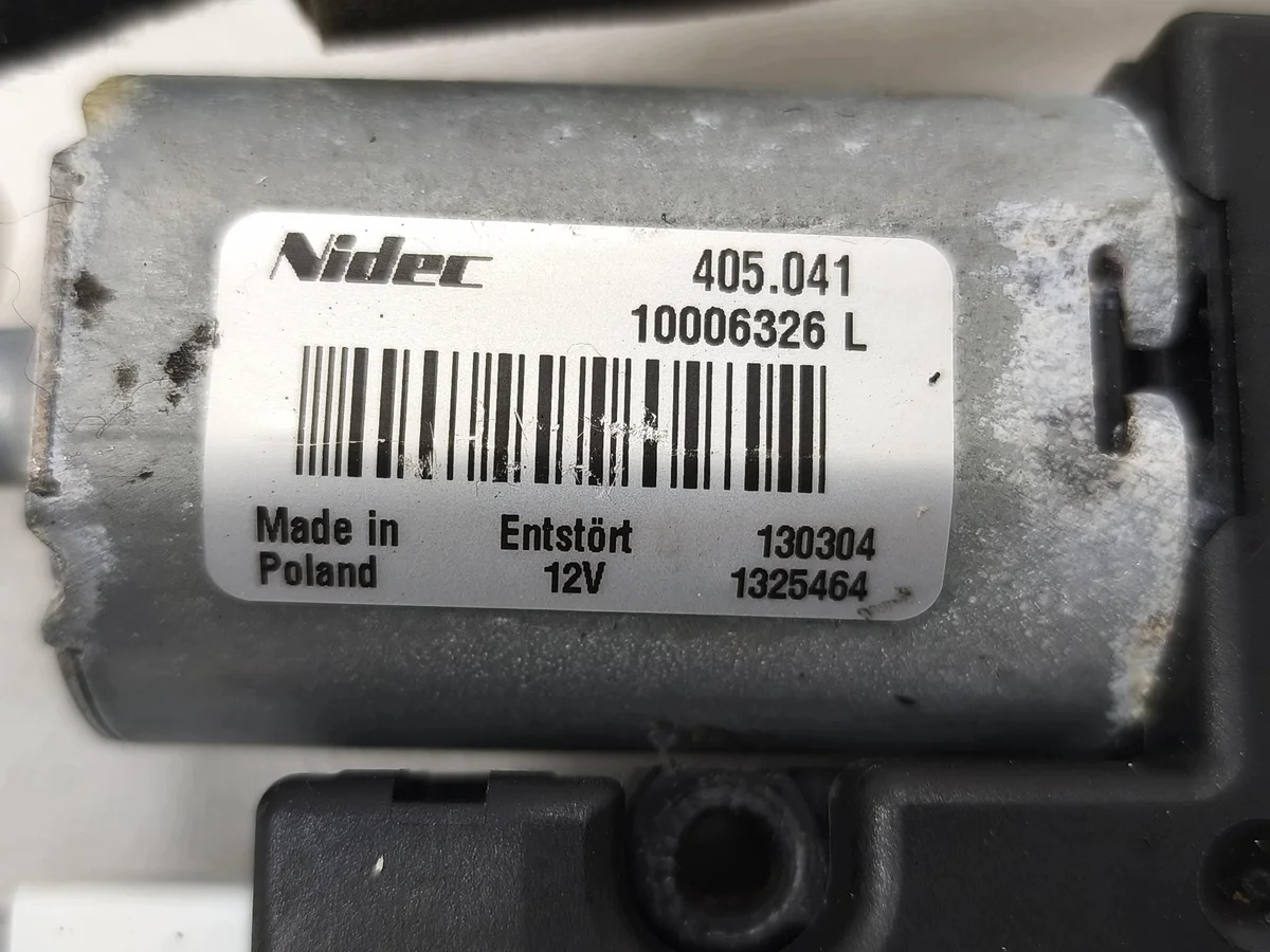 Schiebedach Motor Mercedes B W246 A2469005004 image 6