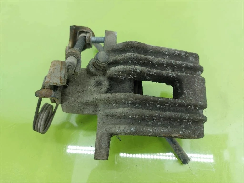 Pinza Freno Trasera Derecha VW Passat B5 FL