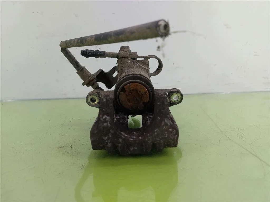Bremssattel hinten rechts VW Passat B5 FL image 4