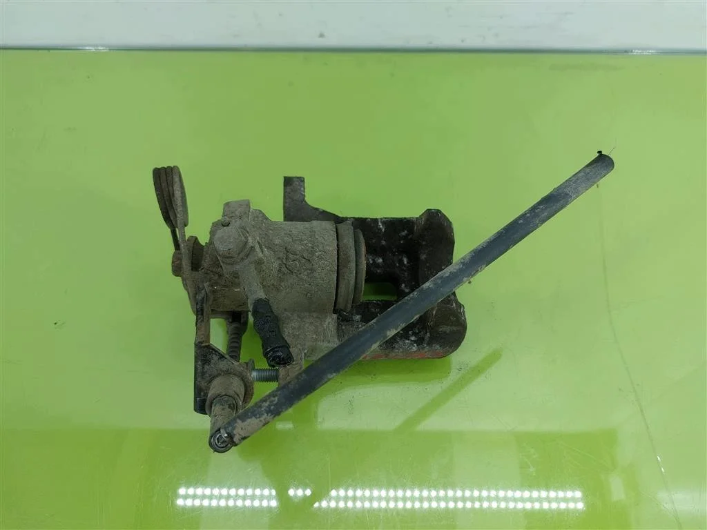 Bremssattel hinten rechts VW Passat B5 FL image 6