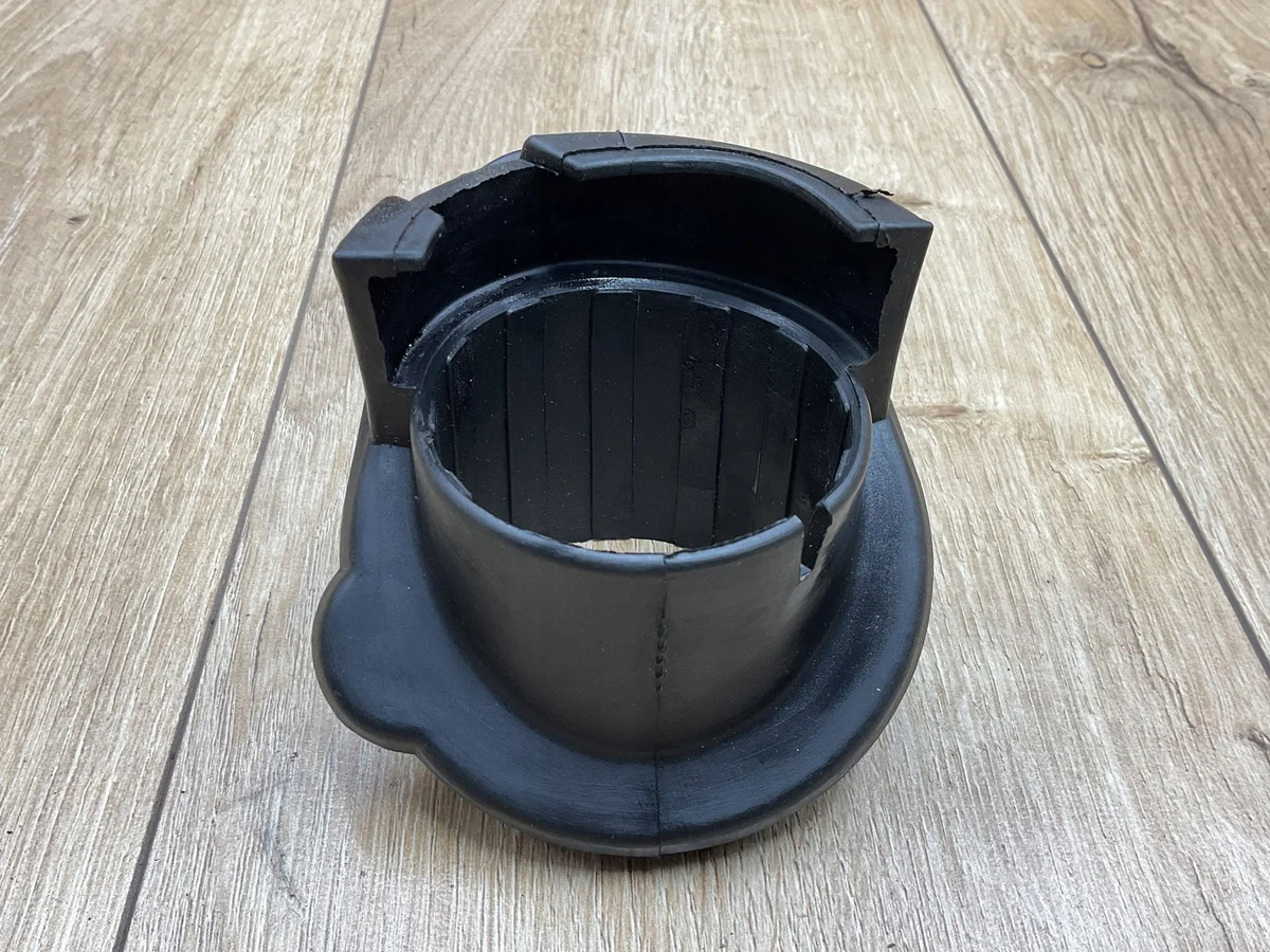 Polttoainesäiliön tyhjennysventtiili Mercedes SL R129 A0099971081