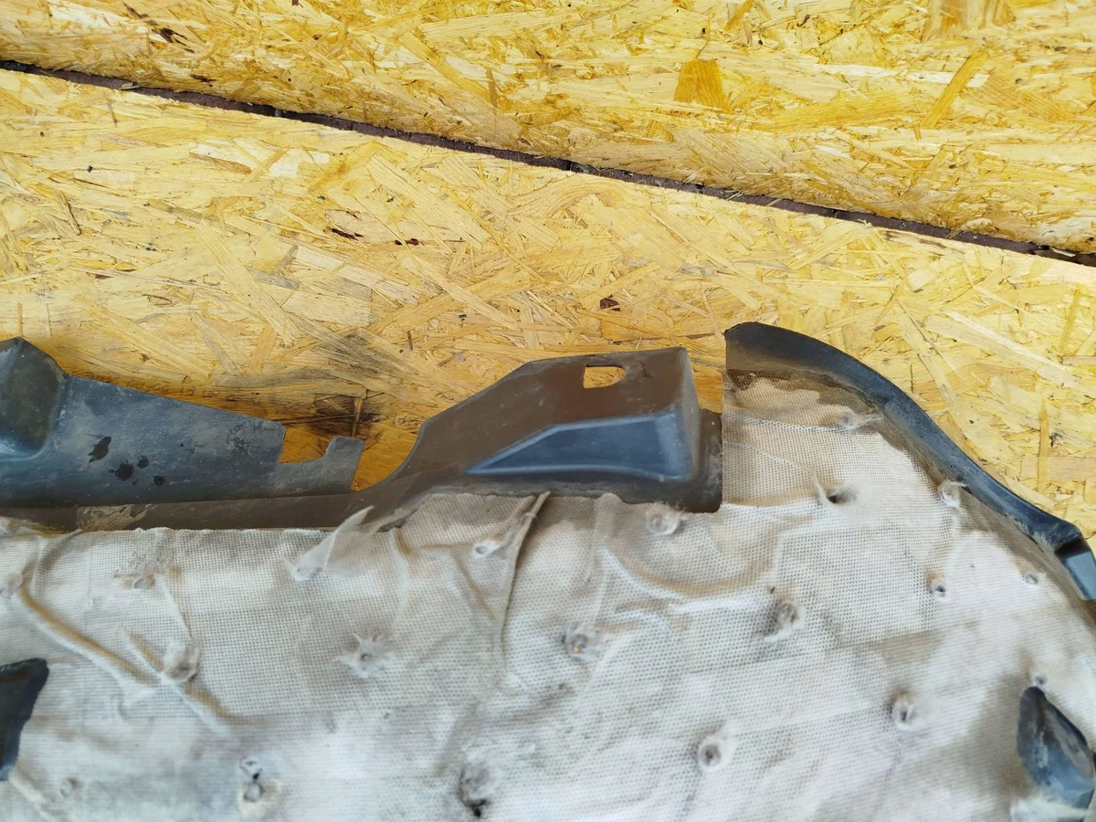 Guardabarros Renault Captur I Izquierdo OEM 638453895R image 5
