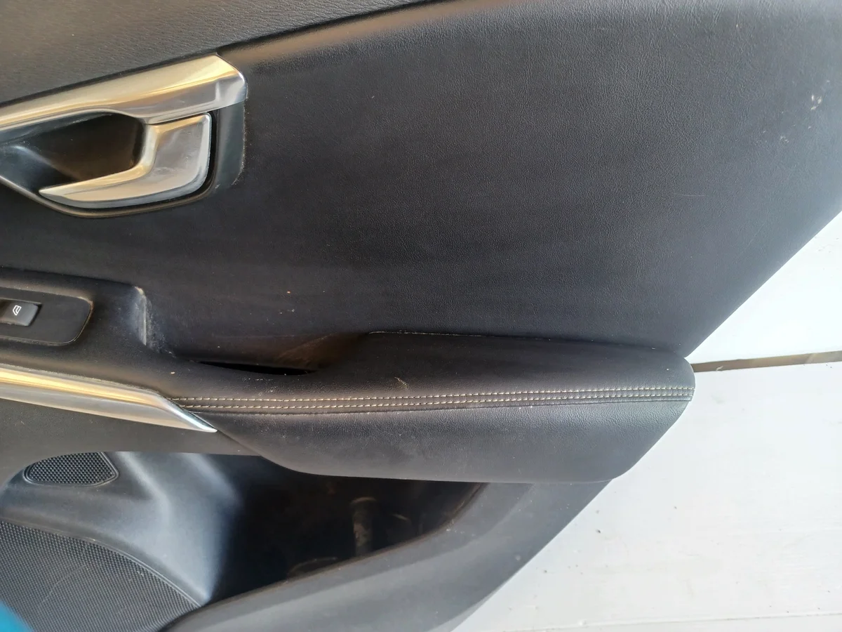 Türverkleidung hinten rechts Volvo V40 II 1319941 image 6