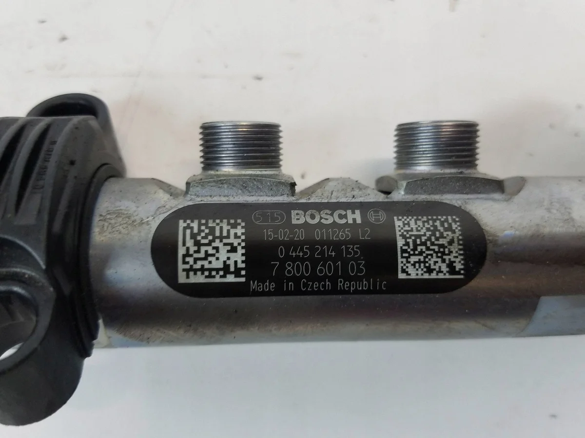 Sensor Pressão Combustível BMW 3 F30 2.0 D 0281002949 image 3
