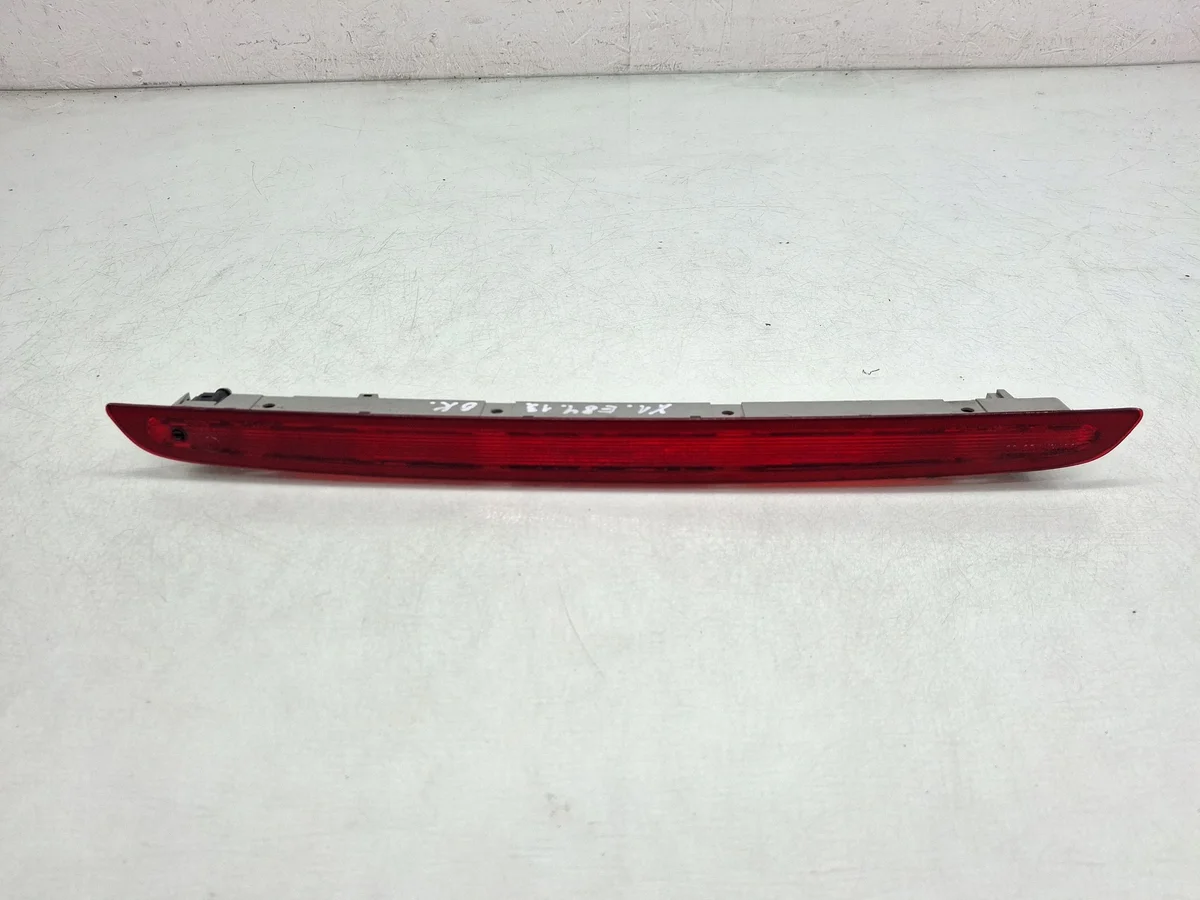 BMW X1 E84 2012 3ème feu stop OEM 90018294