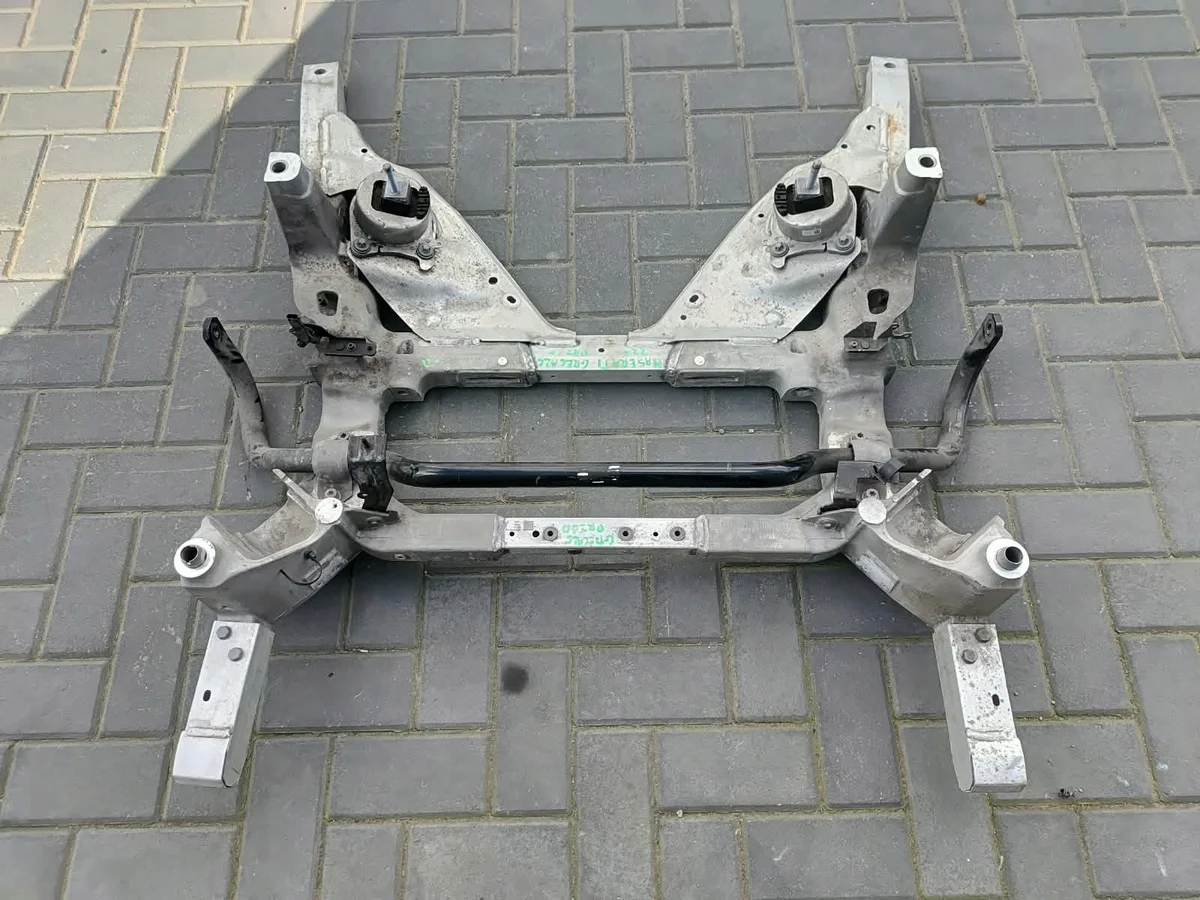 Maserati Grecale 2.0B SANKI WÓZEK OEM 06702170190 image 7
