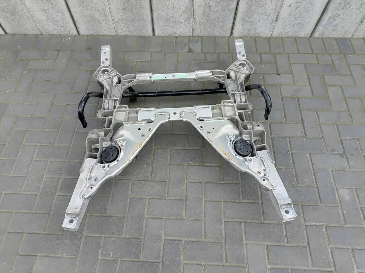 Maserati Grecale 2.0B SANKI WÓZEK OEM 06702170190 image 8