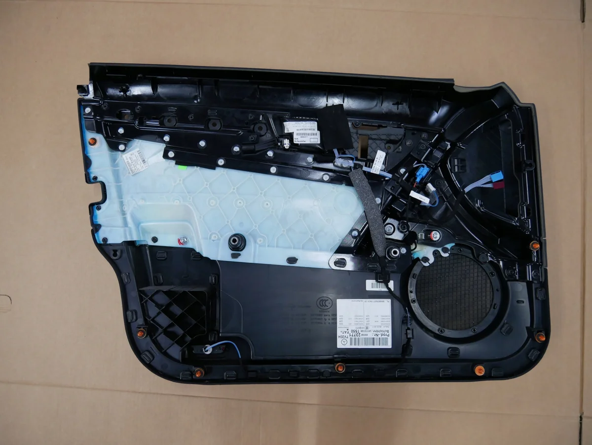 Mercedes W204 Türverkleidung Rechts Vorne image 4