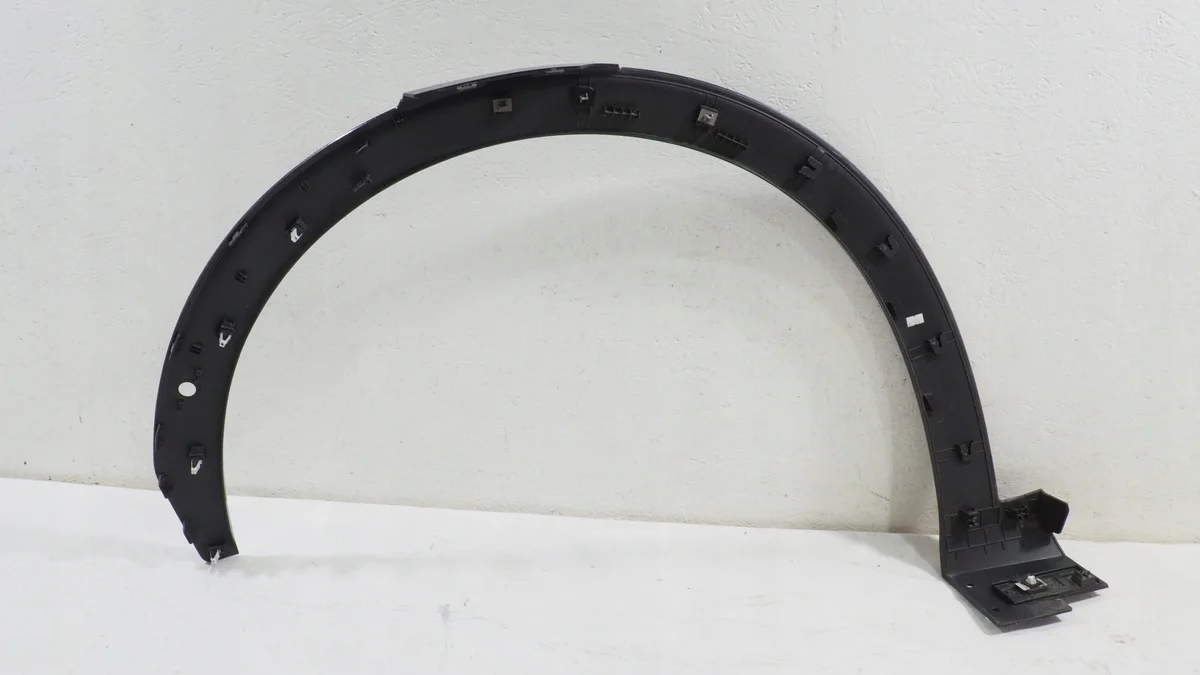 Kia EV6 GT Line 87714-CVDA0 Pare-chocs Droit image 4