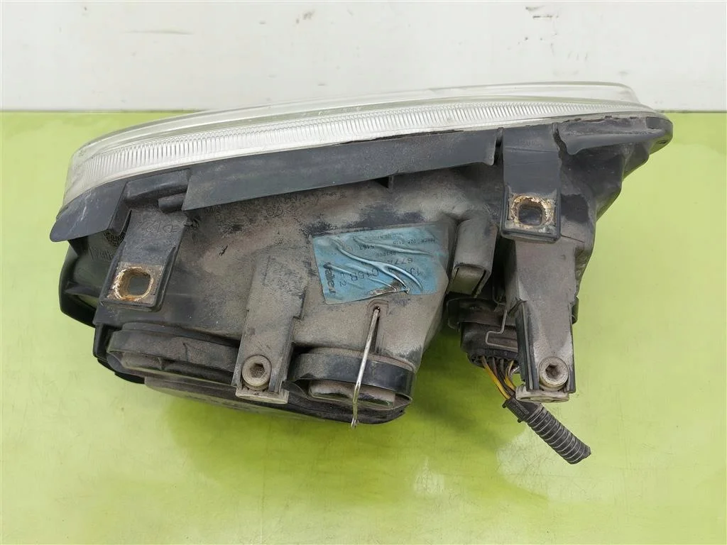Faro delantero izquierdo VW Golf IV 1J1941015B image 7