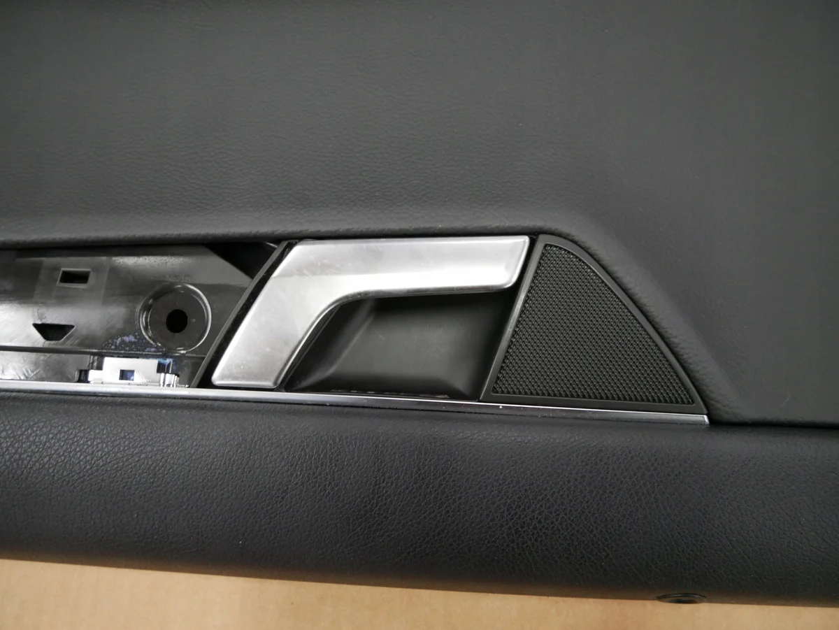 Tapicería Puerta Mercedes W204 Kombi Trasera Derecha image 3