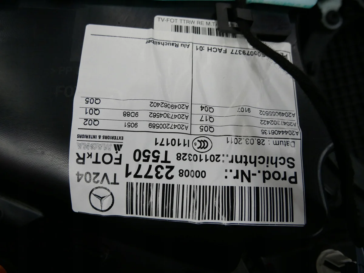 Tapicería Puerta Mercedes W204 Kombi Trasera Derecha image 5