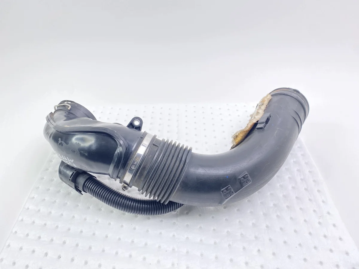 Durite Turbo BMW X5 F15 13718509817 image 5