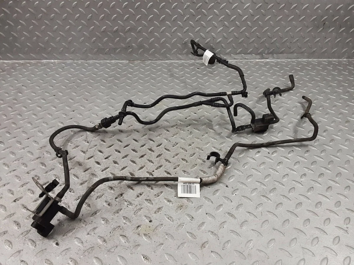 Jaguar F-Pace Vacuum Hose HK834090FG image 2