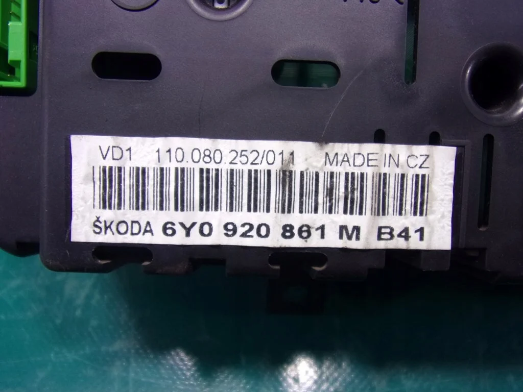 Skoda Fabia Combi Kombi Tacho 6Y0920861M image 6