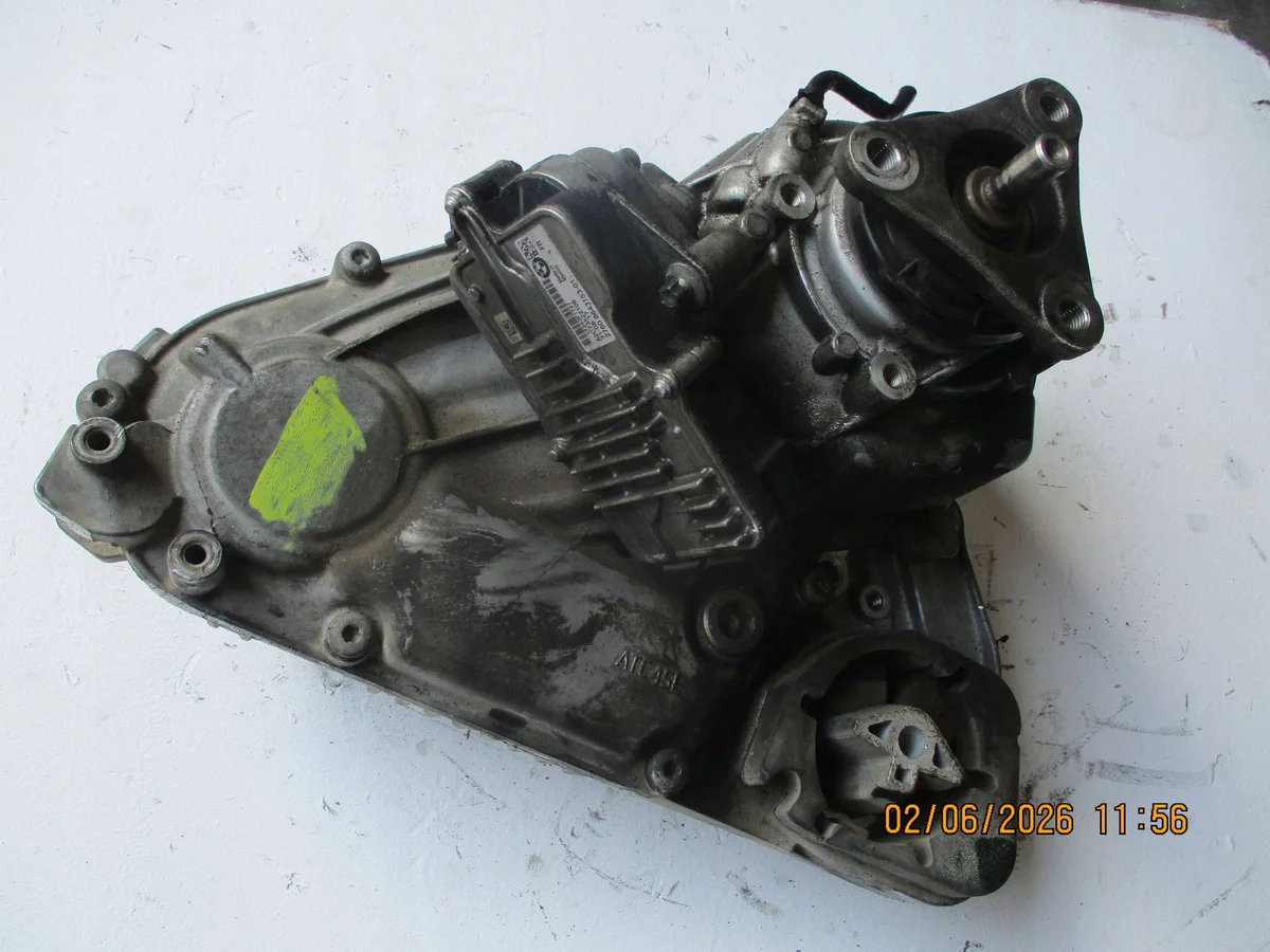 BMW ATC45L Transfer Case 8643151 image 3