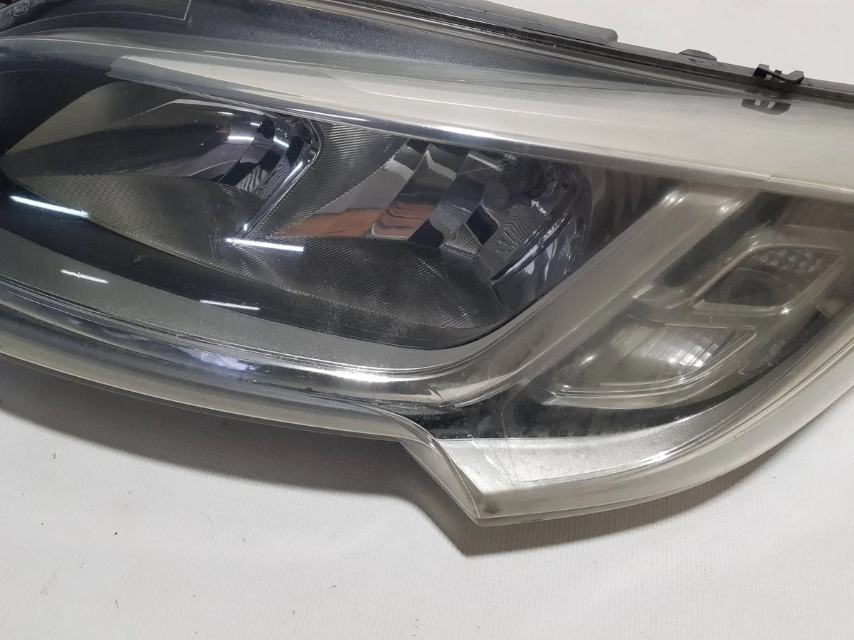 Fiat Ducato Left Headlight 1374296080BG Used image 4