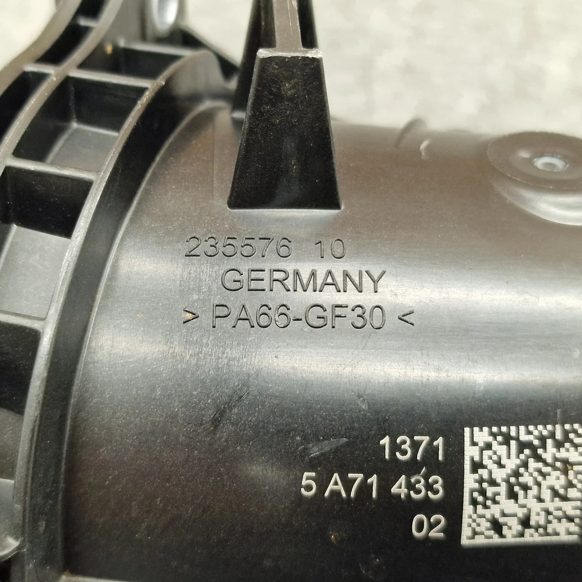 Luftrohr BMW 4er G2X 13715A71433 image 4