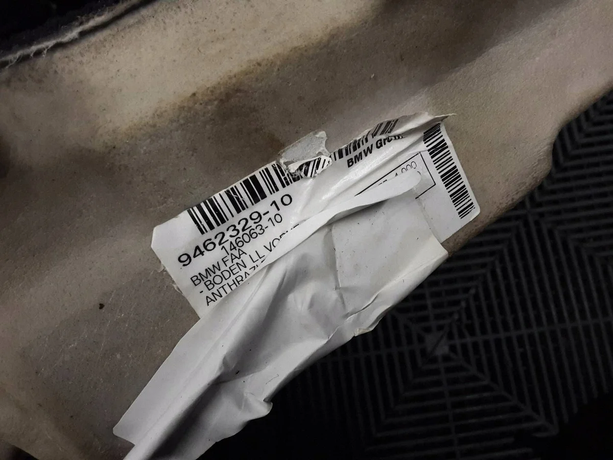 BMW X1 U11 Teppich vorne 9462329 thumbnail 6