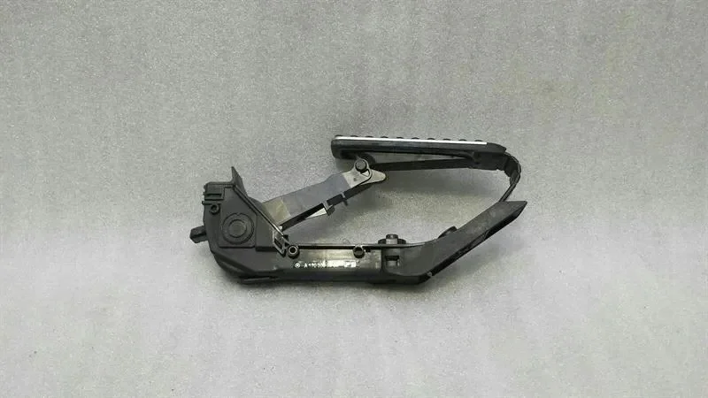 Mercedes SLK55 R171 Gaspedal A1703000404 thumbnail 3