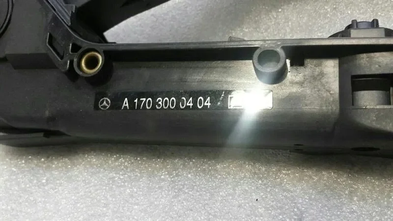 Mercedes SLK55 R171 Gaspedal A1703000404 thumbnail 4