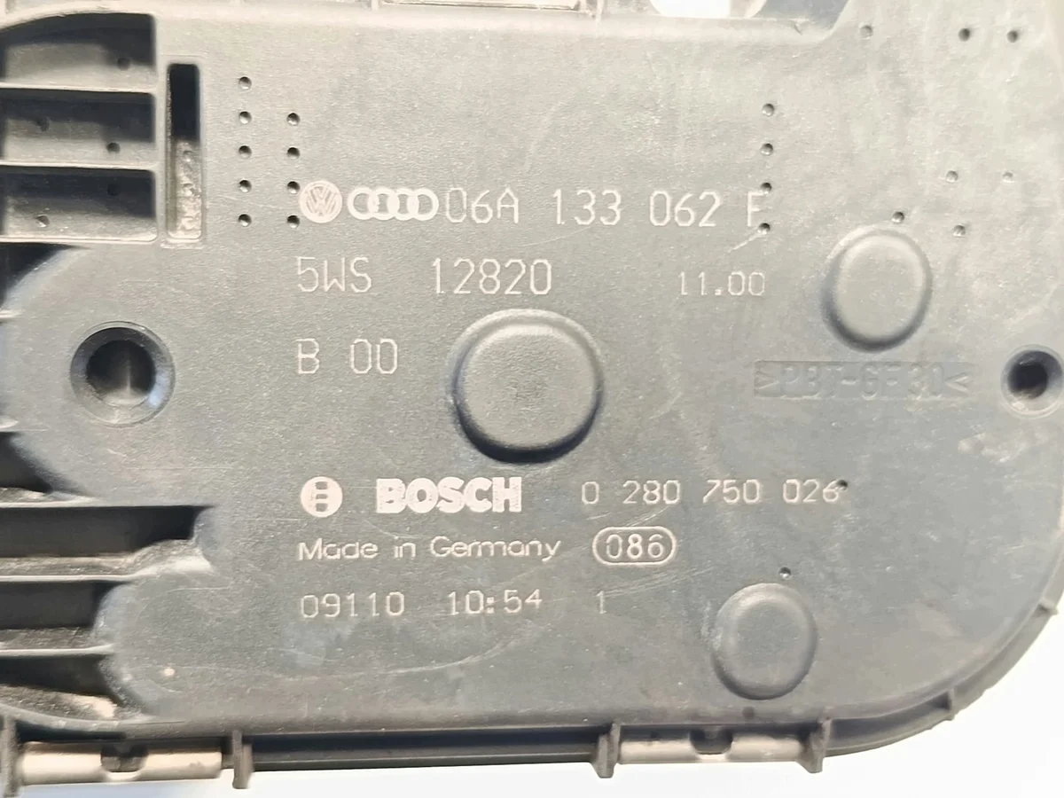 Audi A3 8L Drosselklappe 1.8 20V gebraucht thumbnail 1