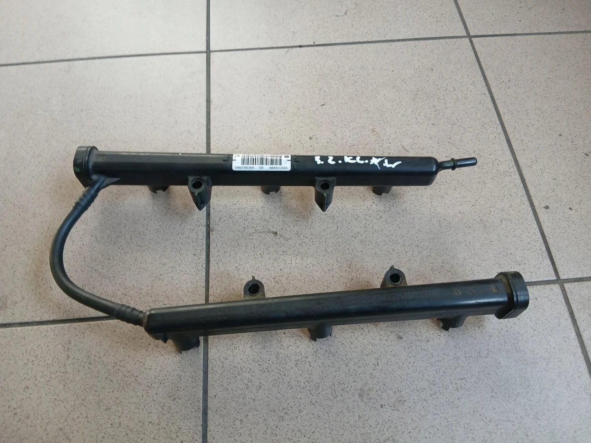 Jeep Cherokee KL 3.2 Rail Iniettore 04627803AA