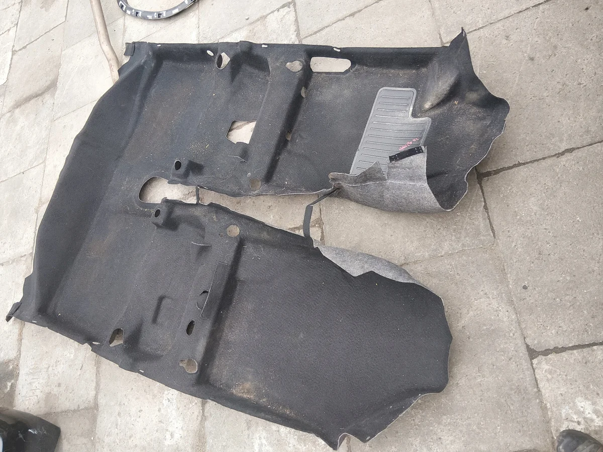 Toyota Yaris III Teppich gebraucht image 6