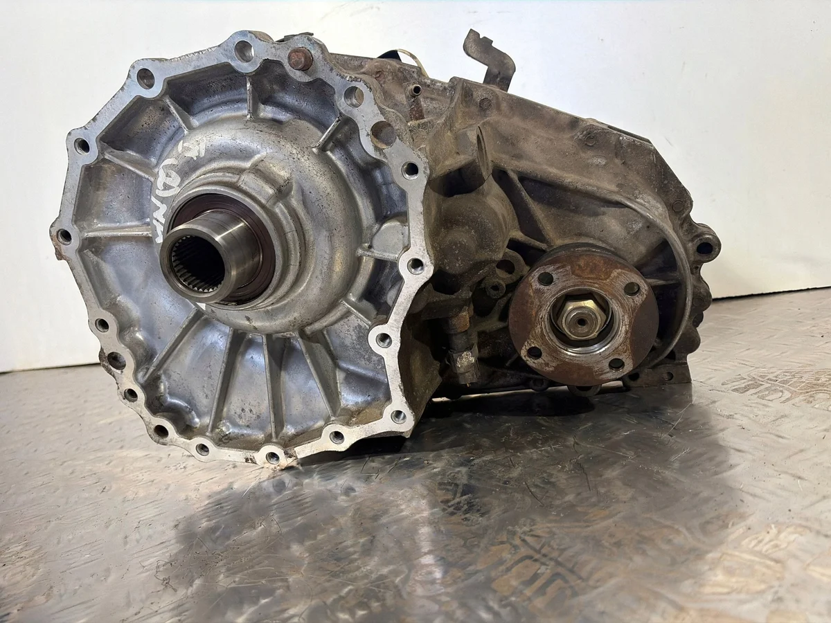 Nissan Navara D40 Caixa de Transferência 33100EA31B image 9