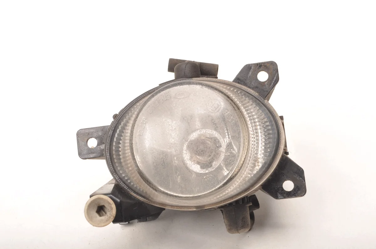 Farol Direito Saab 9-3 II (2002-2012)